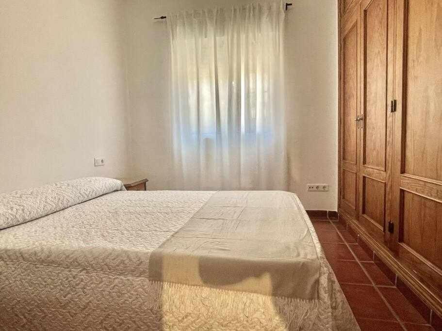 Apartamento Cerca De La Playa Torrecilla เนร์คา ภายนอก รูปภาพ