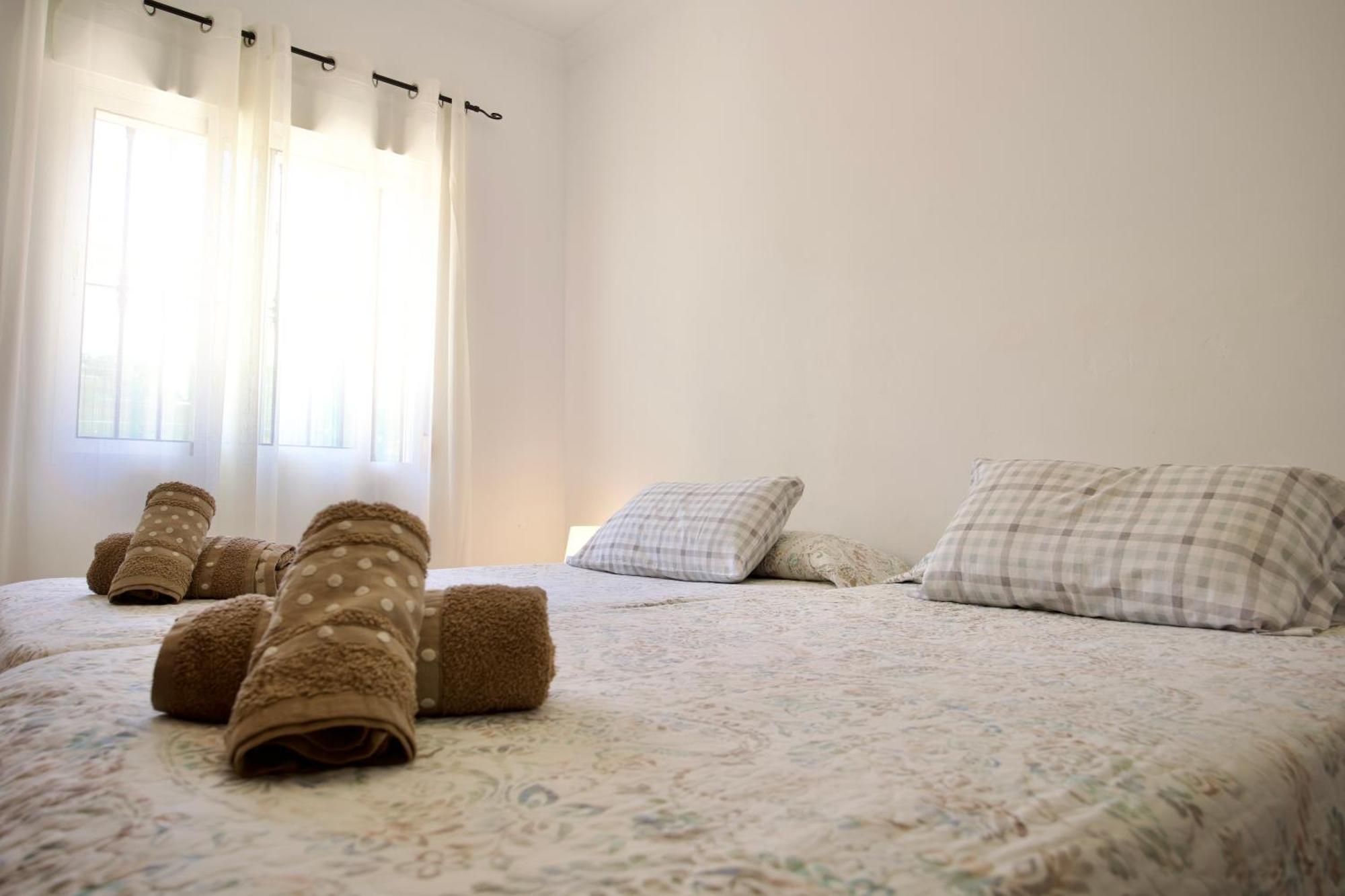 Apartamento Cerca De La Playa Torrecilla เนร์คา ภายนอก รูปภาพ